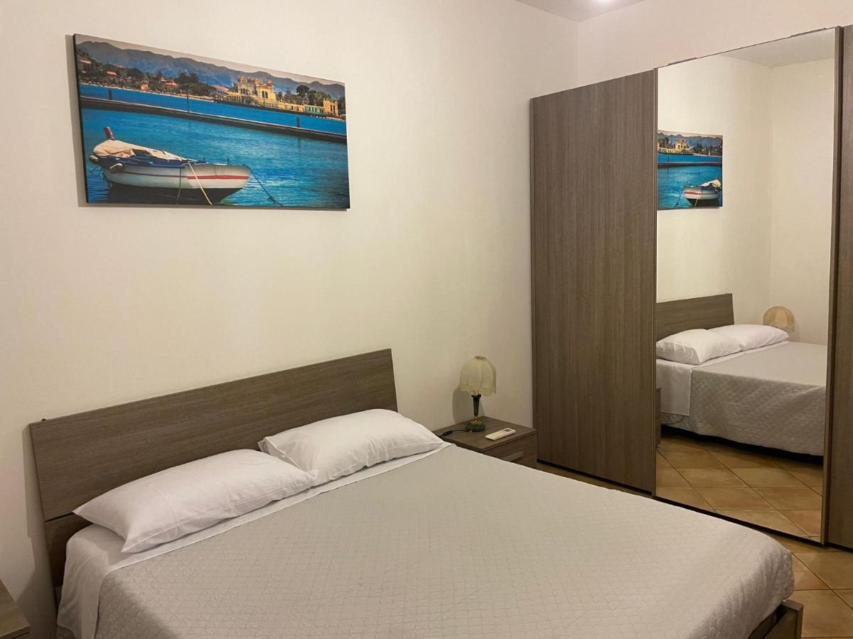 Mondello Stesicoro Apartment Palermo Buitenkant foto